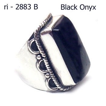 Solid silver black onyx ring